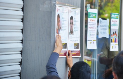 Posteriormente se repartieron algunos volantes y pegaron cárteles por la avenida  Ávila Camacho y otros puntos de la ciudad. 