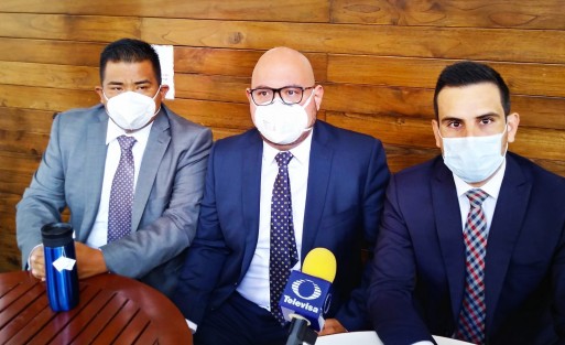 La firma Aguirre & Montoya promoverá 50 amparos gratis contra el Padrón Nacional de Usuarios de Telefonía Móvil que pretende registrar datos biométricos de los mexicanos.  