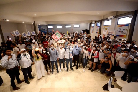 El candidato de la alianza Va por México a la Diputación Federal por el Distrito 10 Xalapa Urbano, Américo Zúñiga Martínez, señaló que el próximo 6 junio los jóvenes acudirán en masa a las urnas para derrotar el abstencionismo,