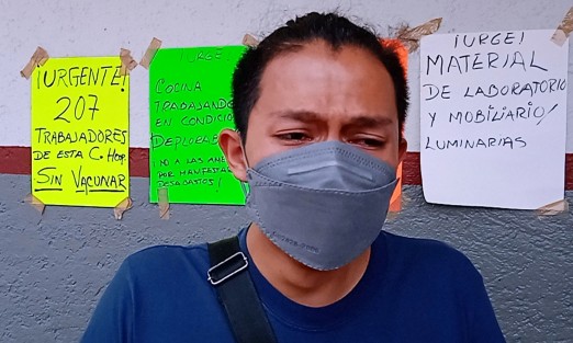 Carlos Octavio López Barajas relató el calvario de dos semanas que tuvieron que pasar para que su madre fuera adecuadamente atendida en la clínica del ISSSTE de Xalapa, mala e inoportuna atención que derivó en la muerte cerebral de la señora Patricia Barajas. 