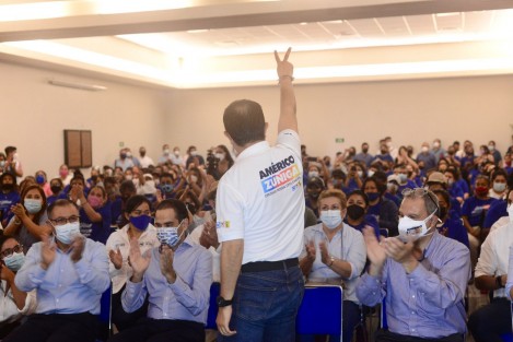Américo Zúñiga Martínez se refirió al problema del agua en la capital y propuso no sólo la construcción de un modelo de aprovechamiento de captación de agua pluvial