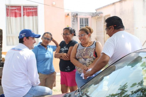 En un ambiente de con y sin cubrebocas, los candidatos a los diversos cargos continúan sus campañas, como el candidato a la Alcaldía de Medellín de la alianza Veracruz Va, Gabriel Cárdenas Guízar