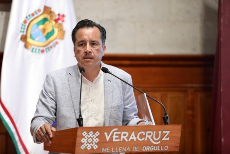 El gobernador Cuitláhuac García Jiménez informó que apoyan al alcalde de San Andrés, Octavio Pérez Garay, tras el plagio de su madre. 
