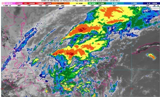 Jueves 13: Lluvias fuertes e intensas en la zona sur y menores en regiones de montaña del norte y centro, las cuales pueden estar acompañadas de tormentas (actividad eléctrica, ráfagas de viento y posible caída de granizo). 