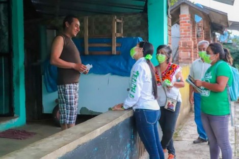 Continuamos con nuestro recorrido en la comunidad de Texin, Lugar de Príncipes; comunidad participativa, ejemplo de esfuerzo y arduo trabajo. Seguimos caminando para escucharte y  proponer a favor de nuestro municipio. Gracias por sumarse a este proyecto que es de todos y es Por Teocelo; expresó Mara Chama, candidata a alcaldía de Teocelo, en sus redes sociales. 