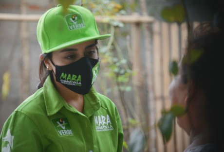 La Candidata de PVEM por la alcaldía de Teocelo, Mara Chama Villa, recorrió la comunidad de Baxtla, donde platicó con los trabajadores del campo, cafeticultores y población en general de esta importante comunidad; además intercambió ideas y proyectos para lograr el mejoramiento de esta comunidad. 