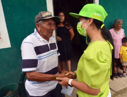 Mara Chama Villa, candidata a la alcaldía de Teocelo por el Partido Verde (PVEM), recorrió la comunidad de Llano Grande, para agradecer a todos los ciudadanos quienes ya decidieron y le refrendaron el respaldo a su proyecto, que a 9 días de la elección del próximo 6 de junio, será una realidad.
