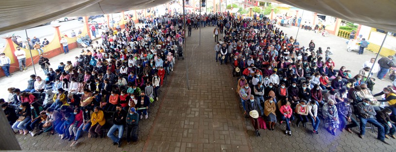 Luego de recorrer en procesión los siete altares distribuidos en el poblado, se celebra una magna misa en la parroquia, pero que en esta ocasión fue efectuada al aire libre debido a la contingencia sanitaria. 