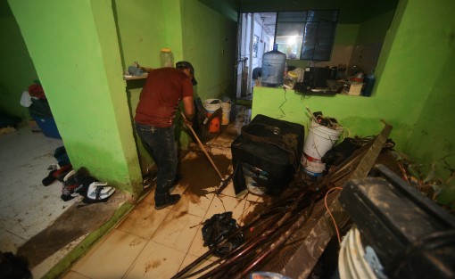 También se registraron afectaciones en las colonias Lázaro Cárdenas, San Jerónimo, Higueras y Los Carriles por las fuertes lluvias del domingo. 
