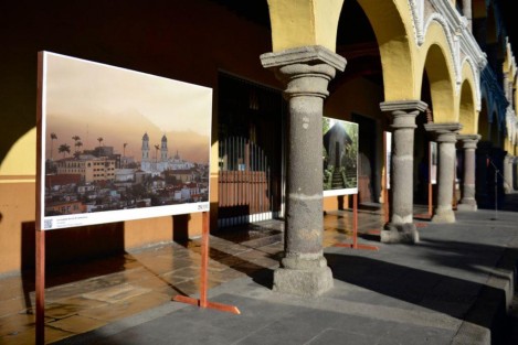 En el marco de la conmemoración por los 200 años del México Independiente y de Los Tratados de Córdoba, el Gobernador  Cuitláhuac García inauguró la exposición fotográfica <em>Esto somos: Rostros y paisajes de Veracruz</em> en la ciudad de Córdoba.