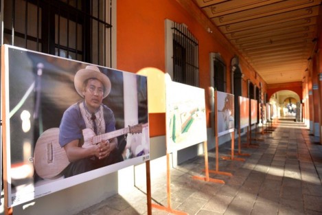 En el marco de la conmemoración por los 200 años del México Independiente y de Los Tratados de Córdoba, el Gobernador  Cuitláhuac García inauguró la exposición fotográfica <em>Esto somos: Rostros y paisajes de Veracruz</em> en la ciudad de Córdoba.