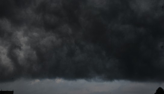 Tome sus precauciones o su lancha, según en donde viva, así se ve el cielo desde la parte norte de la ciudad de Xalapa. 
