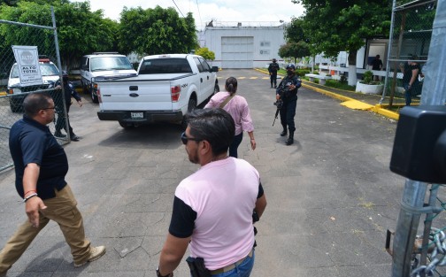 La mañana de este miércoles se llevó a cabo en las salas de Juicios Orales en Pacho Viejo, Ver, la audiencia inicial a Omar N, presunto implicado en el homicidio del candidato a alcalde de Cazones, René Tovar Tovar.