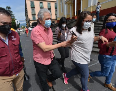 Sin embargo agregó que lo que se buscaría sería que éstos fueran parquímetros virtuales, al tiempo que reconoció que el ayuntamiento de Xalapa no tiene facultades sobre Tránsito. 