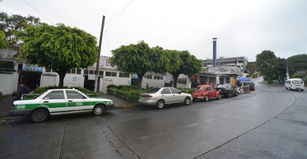 La remodelación del mercado iniciaría hasta el año próximo; a decir de los locatarios no se les ha informado de la fecha precisa. Los comerciantes piden apoyo a autoridades para controlar el comercio informal en los alrededores y tolerancia para sus clientes que se estacionan en la zona. 