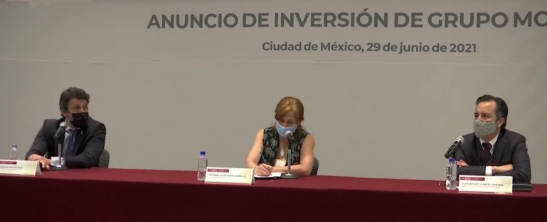 En conferencia desde la Ciudad de México, se informó la inversión de más de 3 mil millones de pesos que Grupo Modelo realizará en Tierra Blanca para ampliar su producción de botellas.  