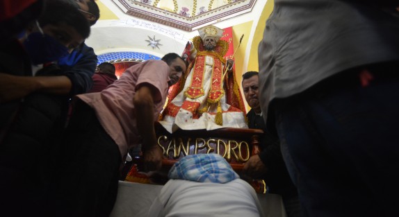 Con misa multitudinaria y danzas tradicionales festejan las fiestas patronales de San Pedro y de San Pablo en las comunidades de Chiconquiaco, fiesta que corresponden a la tradición cristiana y forman parte de la identidad y tradición de las comunidades de la Sierra de Chiconquiaco.