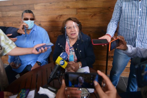 Como <em>hecho un cochinero</em> calificó la Magistrada Concepción Flores Saviaga la situación en que se encuentra el Poder Judicial, quien realizó serias acusaciones en conferencia de café este martes.  