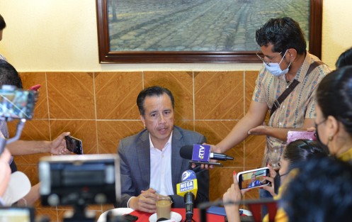 El Gobernador Cuitláhuac García Jiménez reiteró que el regreso a clases presenciales se dará en el mes de agosto, como declarara el Presidente de la República el fin de semana. Serán las autoridades educativas quienes informarán la fecha precisa.