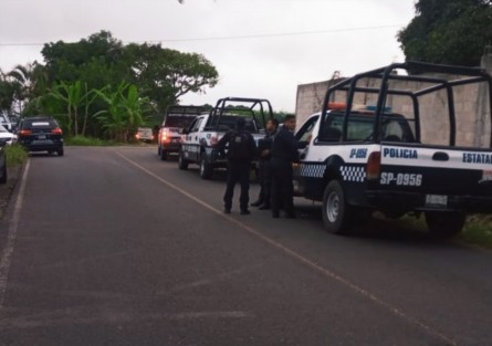 Trascendió que el hallazgo fue hecho aproximadamente a las 19:30 horas, por habitantes de la zona, quienes dieron aviso a la Policía. Al sitio del hallazgo se movilizaron elementos de la Policía Municipal de Coatepec, Policías Estatales de la delegación y agentes Ministeriales de la comandancia de Coatepec.