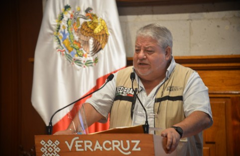 El delegado de Programas Federales para el Desarrollo, Manuel Huerta Ladrón de Guevara, informó la incorporación de 194 mil 347 veracruzanos a la Pensión para el Bienestar de las Personas Adultas Mayores, de los cuales, 163 mil 131 acaban de rebasar los 65 años de edad y 31 mil 216 mayores de 68 estaban pendientes de ingresar.