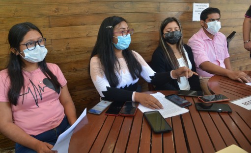 Jóvenes antorchistas se volvieron a pronunciar contra el regreso a clases presenciales por considerar que se pone en riesgo la salud de los estudiantes al congregarlos. Por ello el día 26 de agosto se congregarán en varias ciudades del país para formar cadenas humanas en contra la medida.