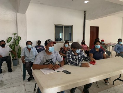 Productores de plátano y cítricos del municipio de San Rafael, en rueda de prensa solicitaron a los tres niveles de gobierno, la instrumentación de un programa que los apoye ante la pérdida parcial o total de sus cultivos.

