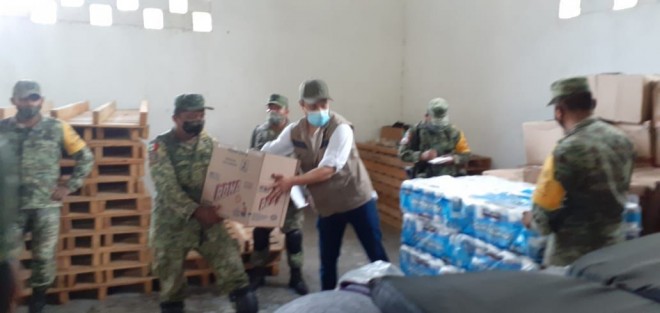 Huerta afirmó que la vacunación es una prioridad y aseguró que hay vacuna suficiente para toda la población, donde enfatizó que en estos momentos la urgencia es atender a toda la población que resultó afectada por el meteoro.