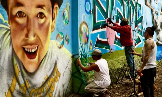 La revista Fundamentos, periodismo documental, en colaboración con artistas urbanos veracruzanos, rehabilitó el área verde de la Avenida Primero de Mayo en la ciudad de Xalapa.