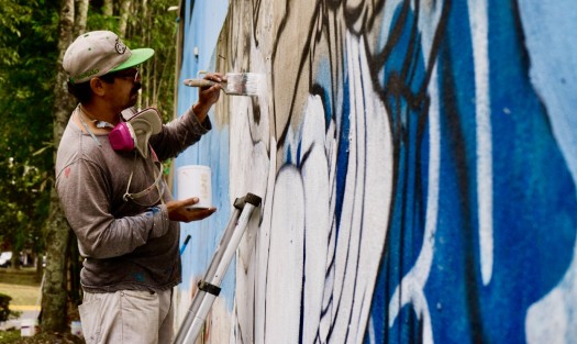 La revista Fundamentos, periodismo documental, en colaboración con artistas urbanos veracruzanos, rehabilitó el área verde de la Avenida Primero de Mayo en la ciudad de Xalapa.