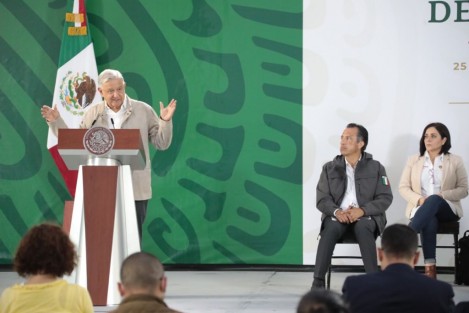 No hay límite presupuestal para atender las afectaciones y a damnificados en Veracruz por el paso del Huracán Grace, aseguró el presidente de la República, López Obrador en su conferencia mañanera en la capital del estado, Xalapa.  