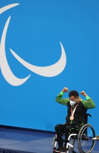 El tritón de silla de ruedas, Diego López Díaz, se adjudicó la medalla de bronce, su primera en una justa veraniega, tras cronometrar un tiempo de 45 segundos y 66 centésimas, en la final de 50 metros dorso S3, de la para natación de los Juegos Paralímpicos Tokio 2020.