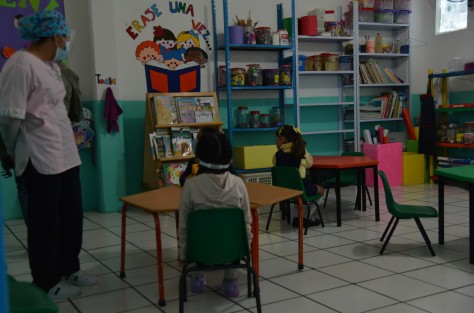 Puesto que el regreso a clases presenciales ha sido opcional, la asistencia observada fue mínima. La mayoría de los padres de familia han optado por que sus hijos sigan recibiendo sus clases a distancia.  