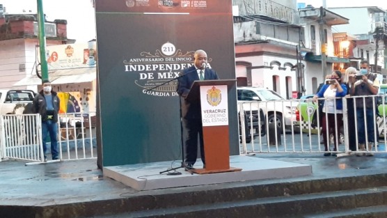 Este 1 de septiembre, el Secretario de Gobierno, Eric Cisneros Burgos dio inicio a las tradicionales Guardias de Honor ante el monumento a Miguel Hidalgo, en el parque que lleva su nombre en la capital del estado. 