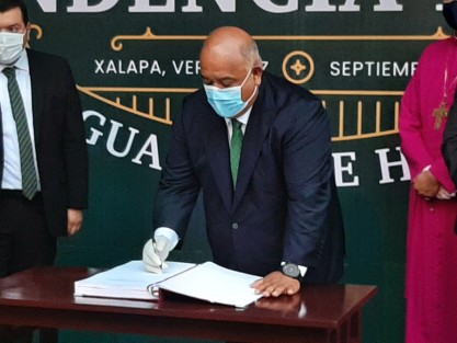 Este 1 de septiembre, el Secretario de Gobierno, Eric Cisneros Burgos dio inicio a las tradicionales Guardias de Honor ante el monumento a Miguel Hidalgo, en el parque que lleva su nombre en la capital del estado. 