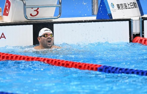 El xalapeño Diego López obtuvo este jueves la máxima gloria paralímpica, tras los 44.66 segundos logrados en los 50 m libres, clasificación S3, su segunda medalla en estos Juegos Paralímpicos Tokio 2020.