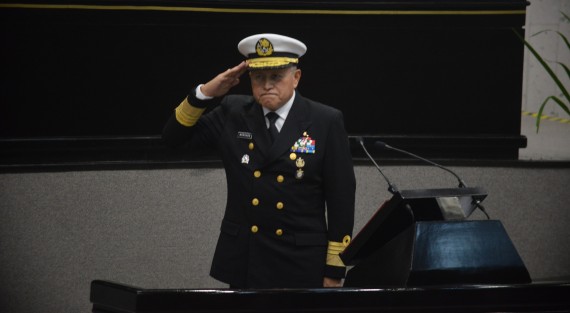 En nombre del secretario de Marina y alto mando de la Armada de México, el comandante de la Primera Región Naval, almirante Santiago Jorge Morgado Gómez, dijo que este acto es <em>una inigualable oportunidad para refrendar que no sólo actuamos en defensa de la soberanía; también en la salvaguarda de la vida humana en el mar, en apoyo a labores de seguridad o en auxilio a la población civil en casos y zonas de desastre o emergencia</em>.