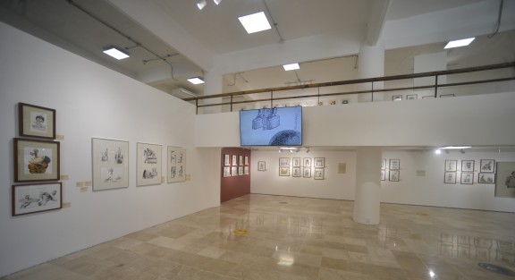 La Pinacoteca Diego Rivera del IVEC, reabre sus puertas al público a partir de este jueves, con la exposición del cariaturista Helio Flores, misma que consta de 207 obras, entre cartones y pinturas.  