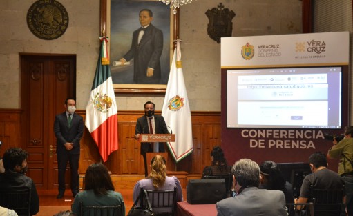 En su conferencia de prensa de este lunes, el  Gobernador Cuitláhuac García y el Secretario de Finanzas, informaron sobre la deuda estatal, la cual para fines de este año se habría reducido a 54 mil 514 millones de pesos.