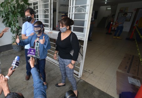 La aplicación de la vacuna se efectuó en las instalaciones de la Jurisdicción Sanitaria V. 