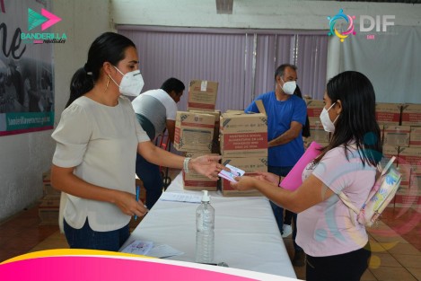 El DIF Municipal de Bandrilla llevó a cabo la entrega del apoyo alimentario a las y los beneficiarios del programa del DIF Estatal: <em>Asistencia social alimentaria en los primeros 1000 días de vida</em>. 