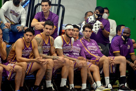 El equipo de básquetbol Halcones de Xalapa no logró su segundo triunfo en casa y perdió ante Leñadores de Durango en tiempo extra, con un marcador 87-90 en el Nido del Halcón. 
