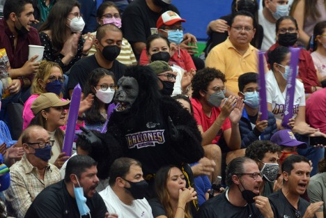 El equipo de básquetbol Halcones de Xalapa no logró su segundo triunfo en casa y perdió ante Leñadores de Durango en tiempo extra, con un marcador 87-90 en el Nido del Halcón.