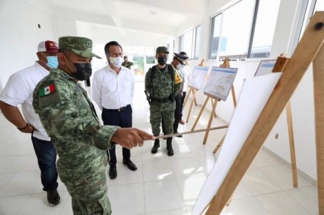 El Cuartel de la Guardia Nacional que se está construyendo en Sayula de Alemán ya está a un 80%,  informó el Gobernador Cuitláhuac García a través de sus redes sociales.