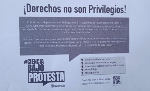 Investigadores del Sindicato Independiente de Trabajadoras y Trabajadores de Investigación de Cátedras Conacyt (Siintracatedras), protestaron afuera del Instituto Nacional de Ecología (Inecol) para exigir que sean respetados sus derechos laborales. 