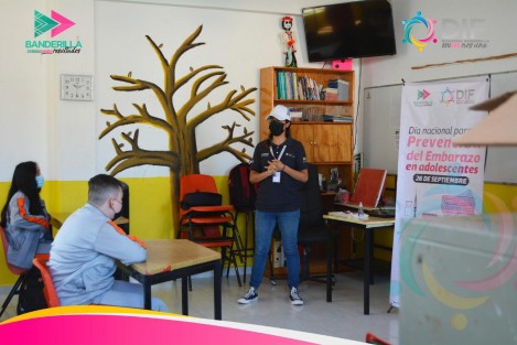 En el marco del Día Nacional para la Prevención del Embarazo no Planificado en Adolescentes, se el DIF Municipal Banderilla, Ver., llevó a cabo pláticas de concientización a los alumnos de las telesecundarias, Calmecac, Aureliano Hernández Palacioay Carlos Arturo Carrillo de ese municipio.
