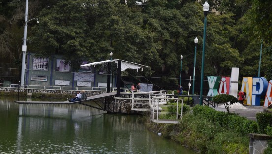 A pesar de la nula promoción turística de parte de los encargados de turismo municipal,xa algunos paseantes por fotos o publicaciones en las redes sociales aún vienen con la esperanza de encontrar lugares bonitos en Xalapa.
