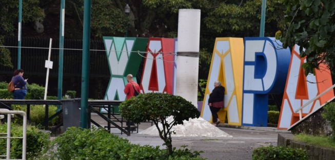 A pesar de la nula promoción turística de parte de los encargados de turismo municipal,xa algunos paseantes por fotos o publicaciones en las redes sociales aún vienen con la esperanza de encontrar lugares bonitos en Xalapa.