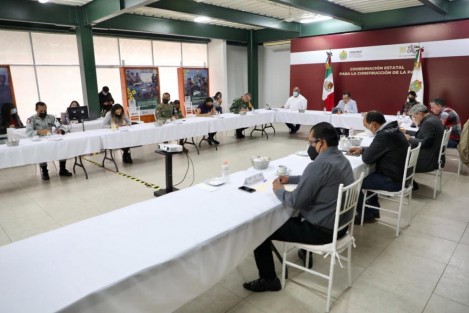 Igualmente reconoció la labor de la Fiscalía General del Estado en el seguimiento judicial de varios casos de secuestro, que en esta ocasión logró sentencias de 100 años de prisión para cada uno de los miembros de una banda de secuestradores. 