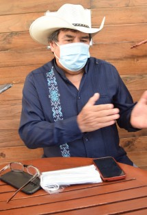 El Ing. Ramón Pino Méndez, presidente del Consejo Veracruzano de Productores de Maíz, invitó a maiceros veracruzanos a sumarse a un programa piloto entre la organización que dirige y la Financiera Nacional de Desarrollo, Coordinación Regional Puebla, mediante el cual podrán obtener créditos por hasta 17 mil 500 pesos para la siembra del periodo otoño-invierno. 
